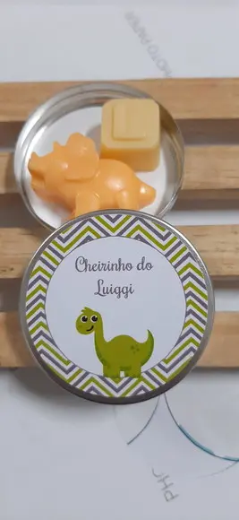 Latinha Com Sabonete De Dinossauro E Inicial, Aniversário
