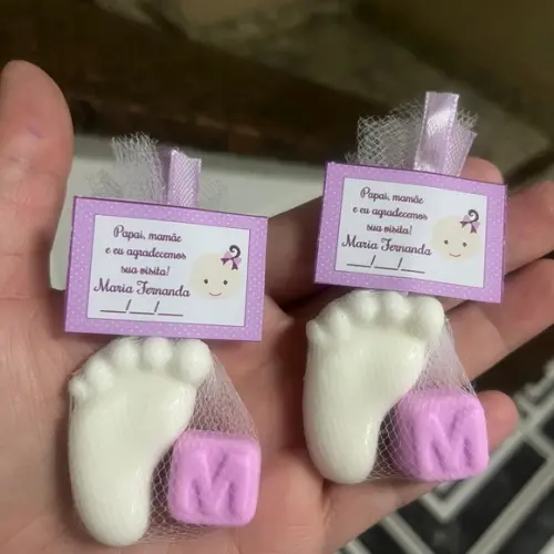 Sabonete de Pezinho com Inicial, Lembrancinha de Maternidade