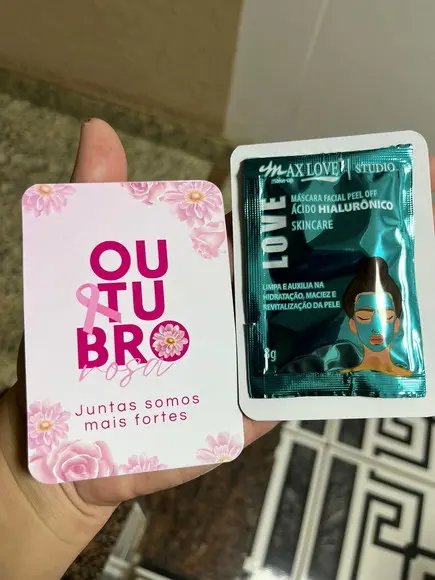 Brinde Outubro Rosa, Card com Skincare, Máscara
