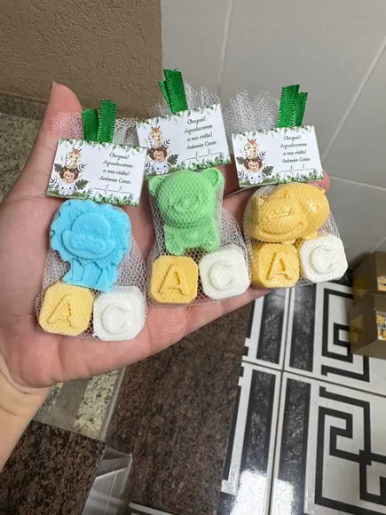 Sabonete Safari com Inicial Lembrancinha Maternidade