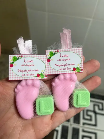 Sabonete de Pezinho com Inicial, Lembrancinha de Maternidade