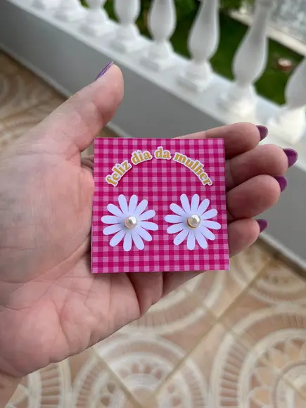 Card com Brinco Pérola, Dia das Mulheres, Lembrancinha