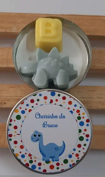 Latinha Com Sabonete De Dinossauro E Inicial, Lembrancinha