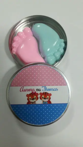 Latinha Com Pezinhos, Lembrancinha Chá Revelação