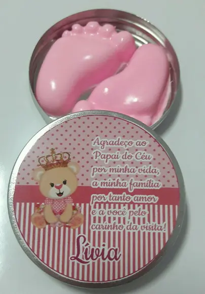 Latinha Com Pezinhos