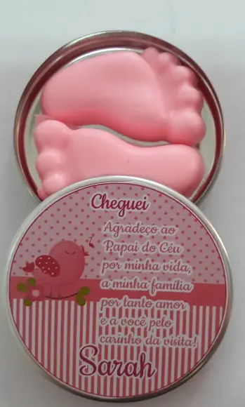 Latinha Com Pezinhos