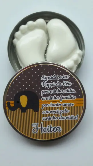 Latinha Com Pezinhos, Lembrancinha
