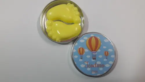 Latinha Com Pezinhos, Nascimento, Maternidade, Lembrancinha