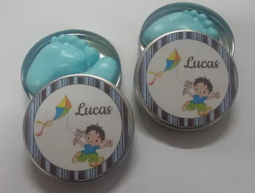 Latinha com Pezinhos Lembrança de Nascimento