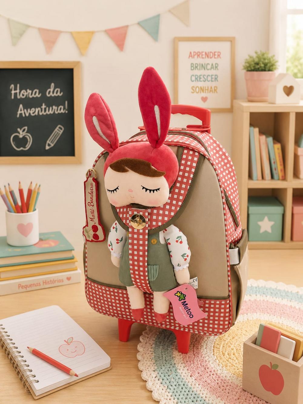 Mochila bonequinha e lancheira escolar