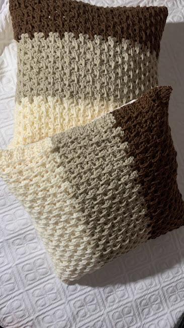 Capa de Almofada de crochê 40 X 40 cm mod.  DEGRADÊ
