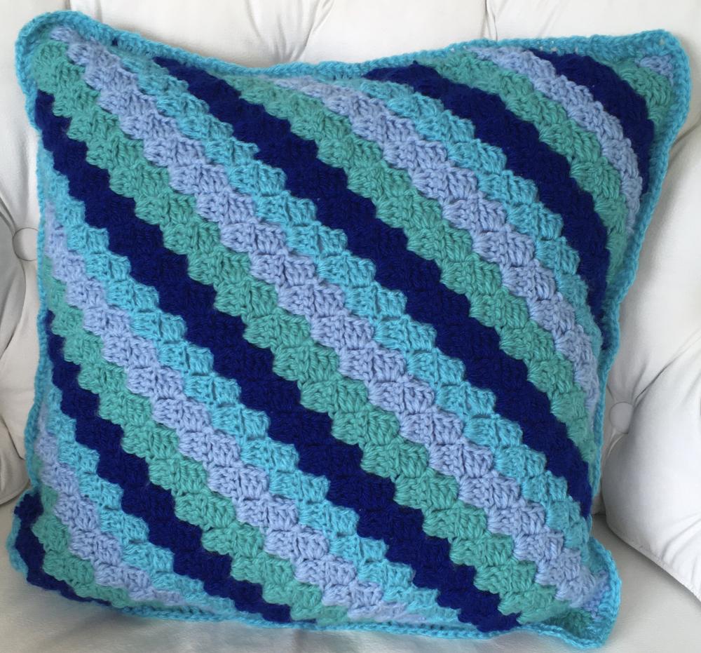 Capa de Almofada de crochê 40 X 40 cm mod.  CANCUN - Cópia