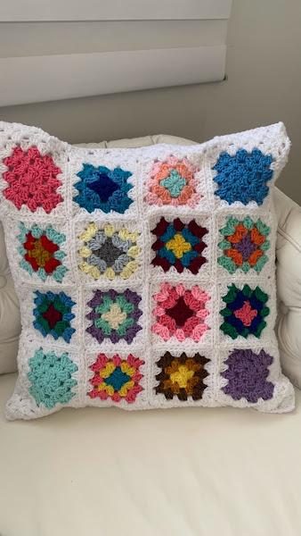 Capa de Almofada de crochê 40 X 40 cm mod. HIPPIE BRANCO - Cópi