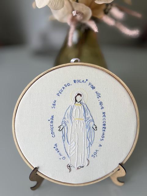 Bordado em Bastidor - Católicos - Nossa Senhora das Graças