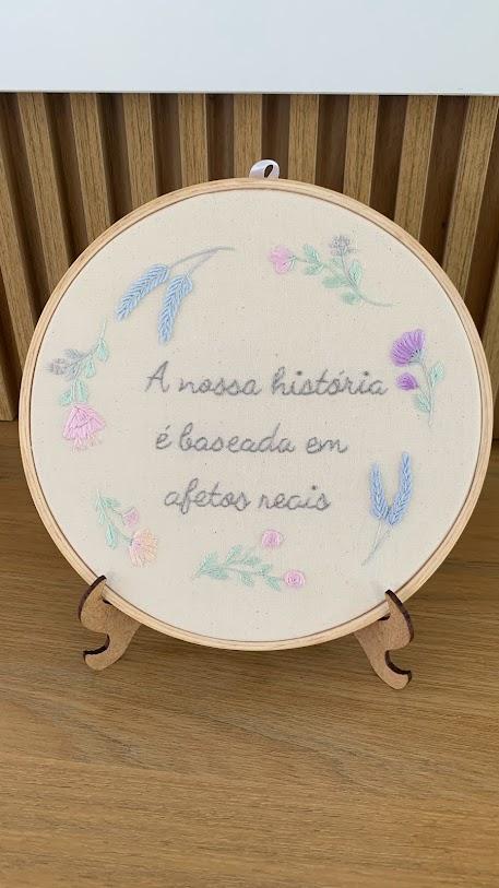 Bordado em Bastidor - Dia dos Namorados - Afetos Reais