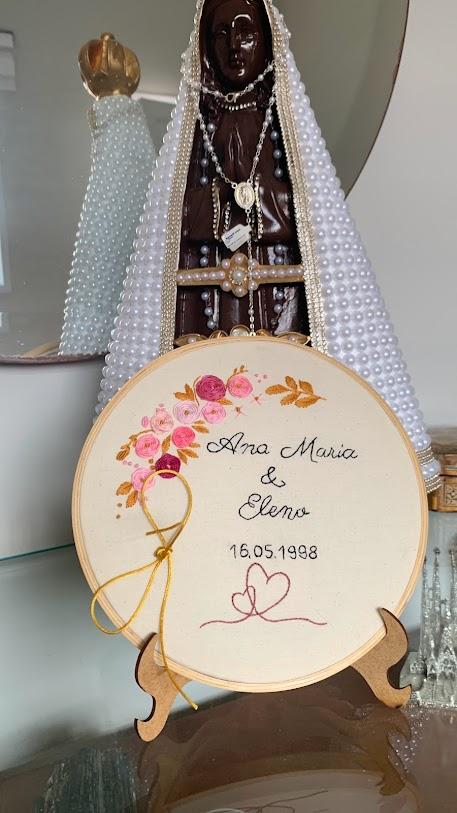 Porta Alianças de casamento - flores rosa