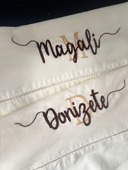 2 fronhas personalizadas - Nome com monograma - enxoval de luxo