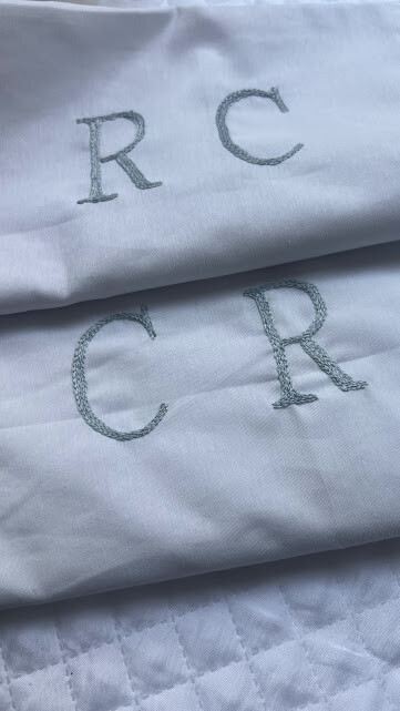 2 fronhas personalizadas - Iniciais  - Customizado