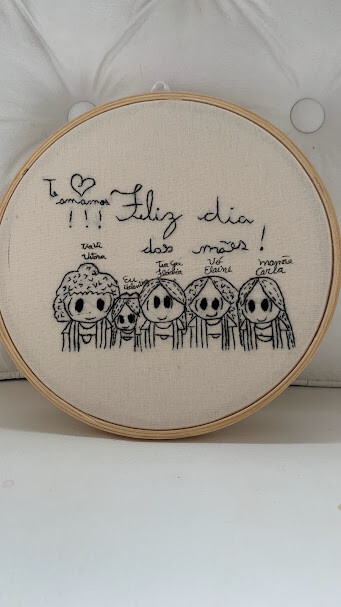 Bordado a partir de desenho das crianças - eternize as lembranç