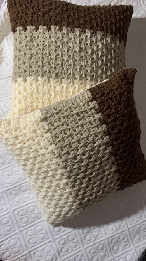 Capa de Almofada de crochê 40 X 40 cm mod.  DEGRADÊ