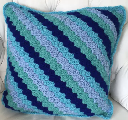 Capa de Almofada de crochê 40 X 40 cm mod.  CANCUN - Cópia