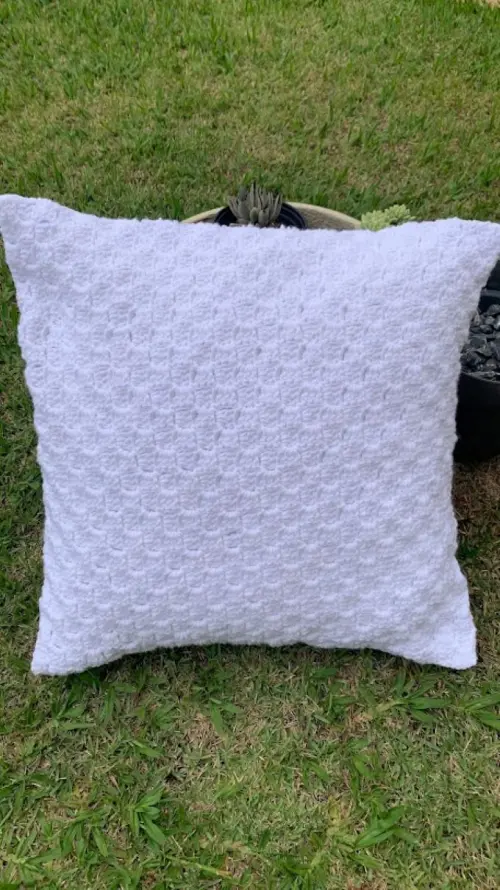 Capa de Almofada de crochê 40 X 40 cm mod.  LISA - Cópia