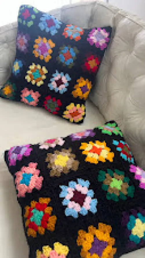 Capa de Almofada de crochê 40 X 40 cm mod.  HIPPIE - Cópia