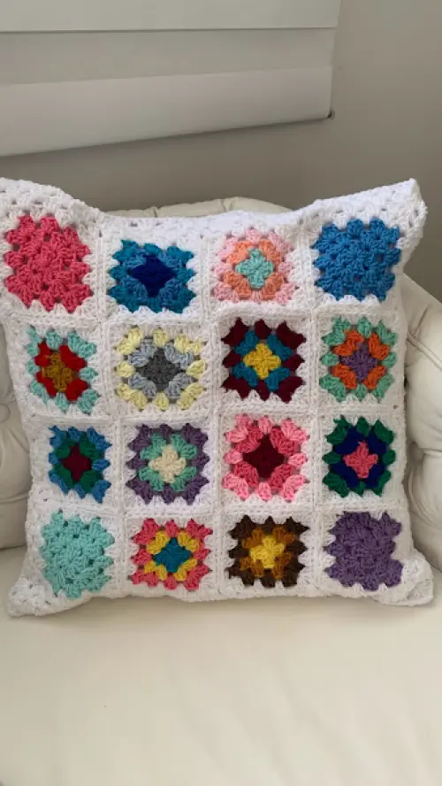 Capa de Almofada de crochê 40 X 40 cm mod. HIPPIE BRANCO - Cópia