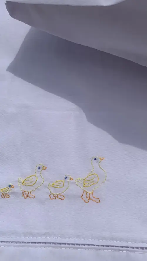 Jogo de lençol de berço - 3 peças  BRANCO - tema: patinhos