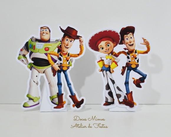 Totem de Mesa Toy Story c/ Caixa Pirâmide