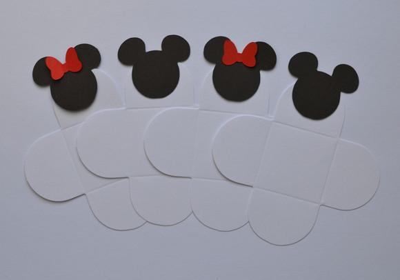 Forminhas Mickey e Minnie
