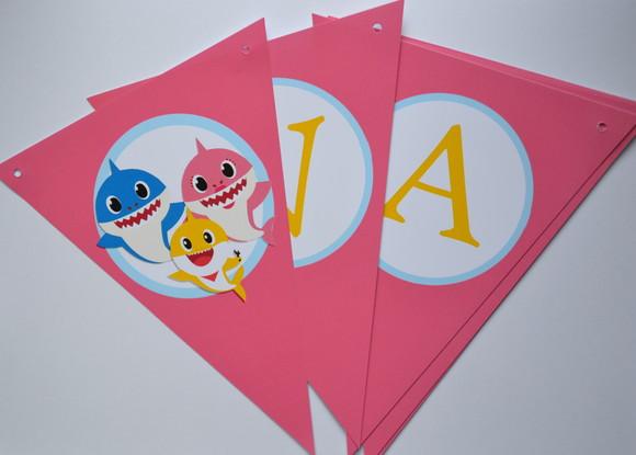 Bandeirolas Baby Shark Pink Fong