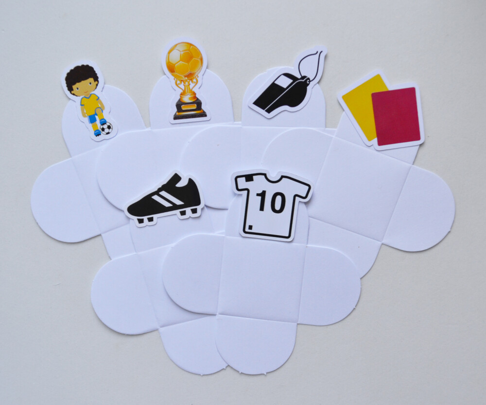 Forminha de Doce Futebol Personalizada para Festa