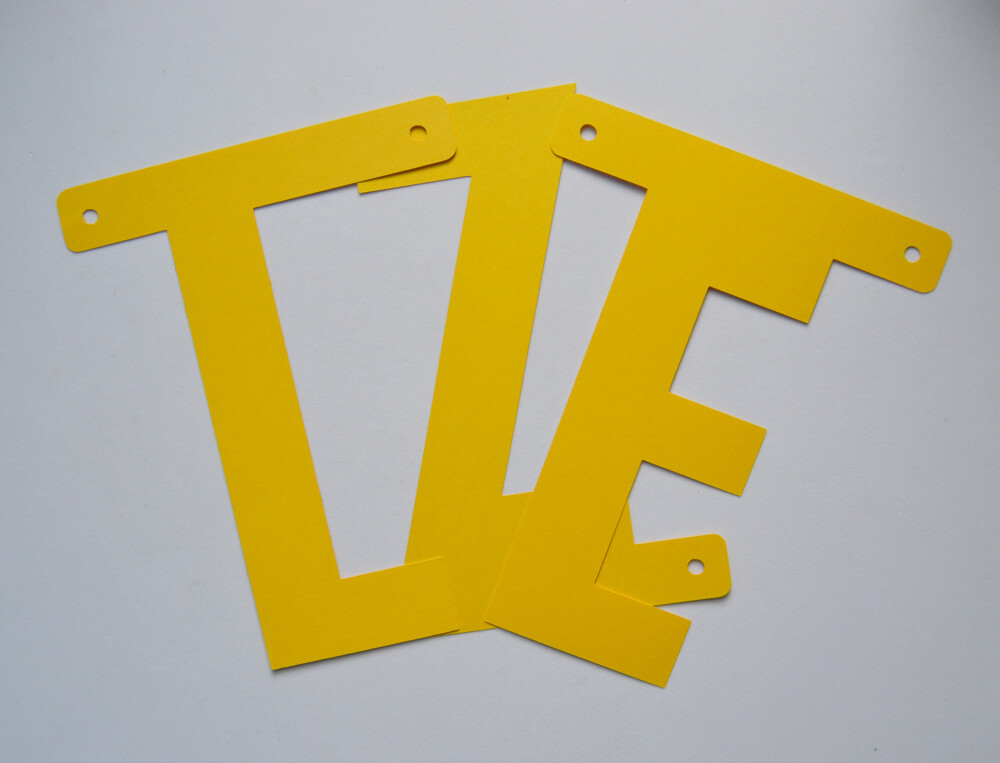 Varal de Letras Personalizado | Decoração Festa Infantil