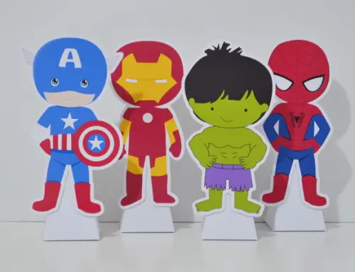 Totem de Mesa Vingadores