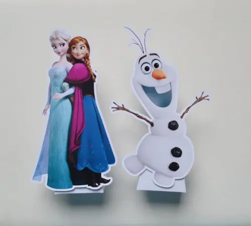 Totem de Mesa Frozen c/ Caixa Pirâmide
