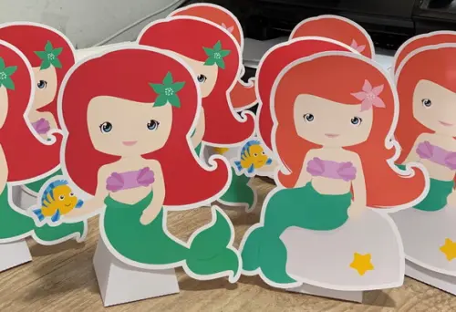 Totem de Mesa com Caixa Cone Ariel