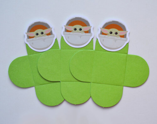 Forminha de doce Baby Yoda