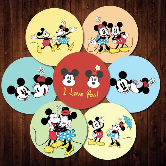 40 Adesivos / Mickey e Minnie (5cm)