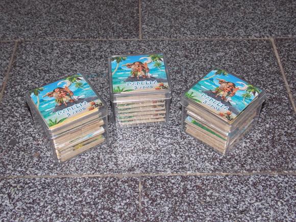 Jogo da Memória / Moana / 8 pares / Caixa de Acrílico