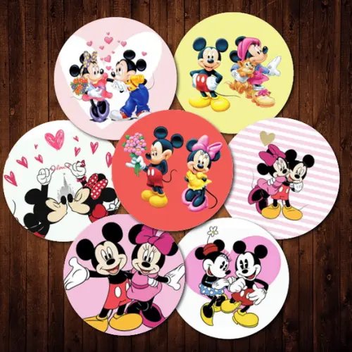 40 Adesivos / Mickey e Minnie (5cm)
