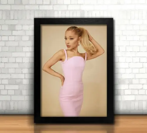 Ariana Grande / Kit 4 Quadros / 20x30cm / Vidro