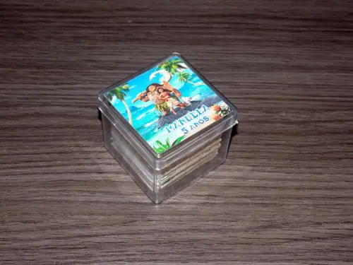 Jogo da Memória / Moana / 8 pares / Caixa de Acrílico