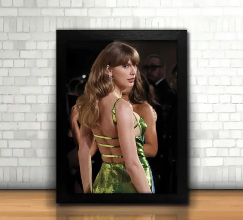 Taylor Swift / Kit 2 Quadros / 20x30cm / Vidro