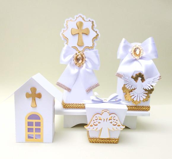 Kit Batizado Dourado Luxo 50 Peças