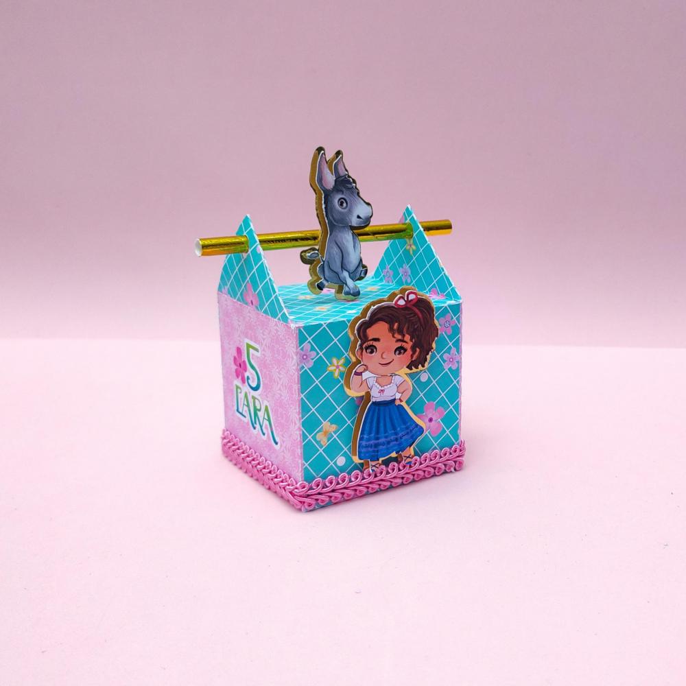 Kit Personalizados Encanto Luxo 50 Peças