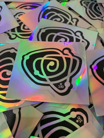100 Sticker Adesivo Vinil Holográfico Arco Íris 5x5cm