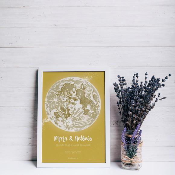 Quadro Lua Personalizado Dourado com Moldura A4