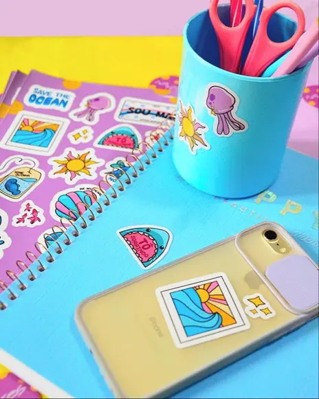 100 Cartela de Adesivo Personalizada A6 em Vinil