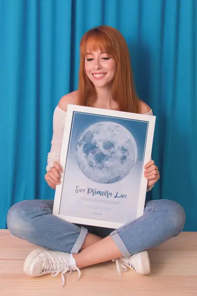 Quadro Lua Personalizado Azul com Moldura A3